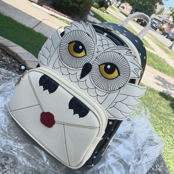Loungefly | Bags | Loungefly Harry Potter Hedwig Howler Womens Double Strap Shoulder Bag Purse